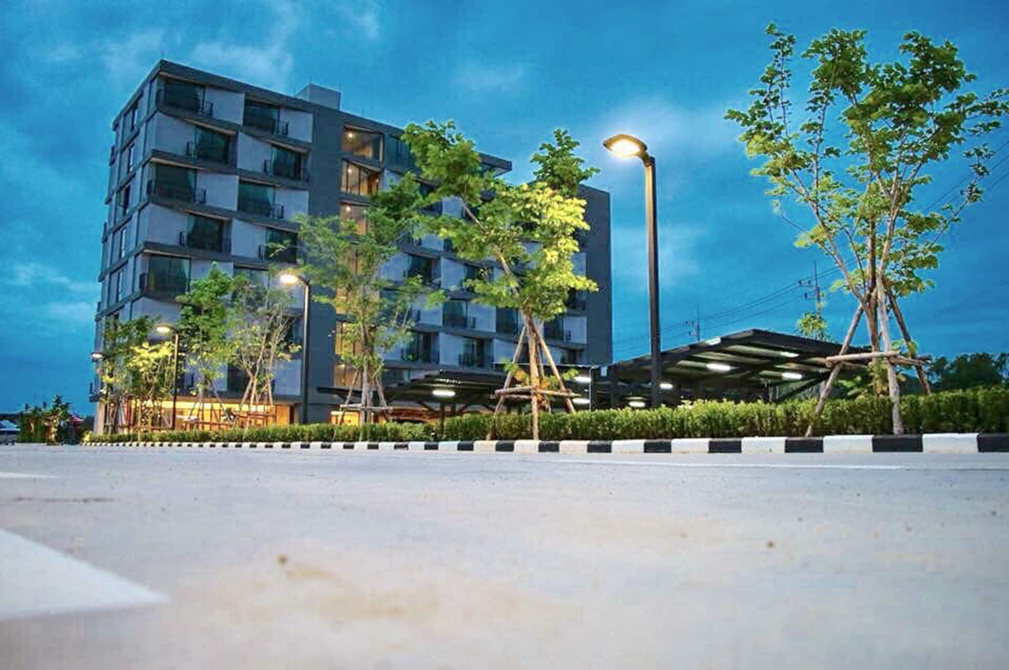The 28Th Hotel Kanchanaburi Exterior photo